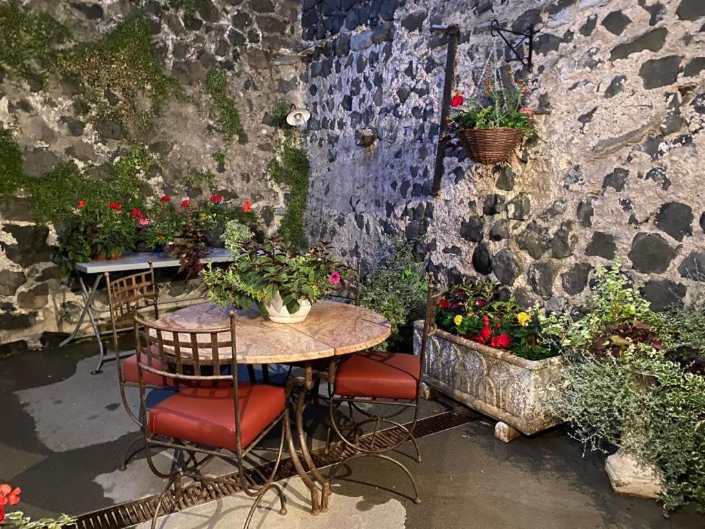 L'Escale De Camille Hotel Murat  Exterior photo