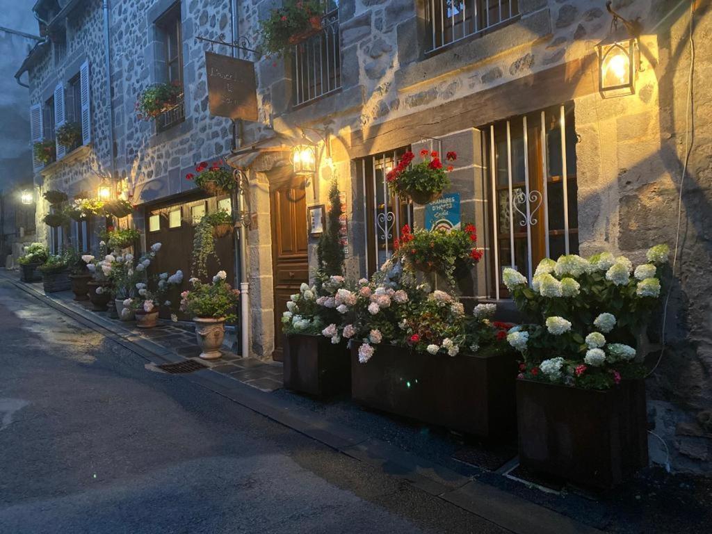 L'Escale De Camille Hotel Murat  Exterior photo
