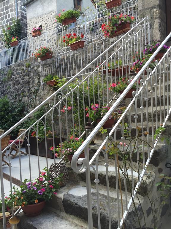 L'Escale De Camille Hotel Murat  Exterior photo
